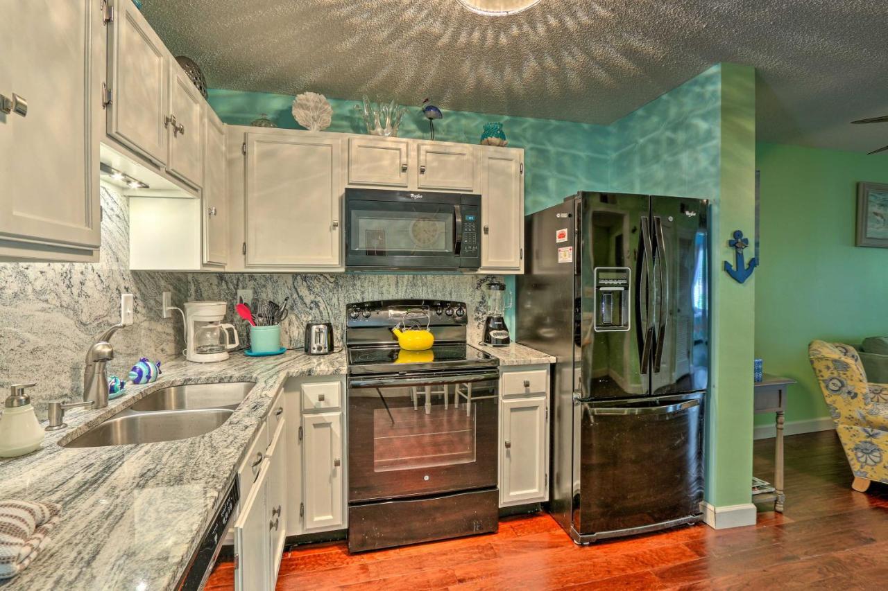 Colorful Hilton Head Condo With Beach And Pool Access! Hilton Head Island Εξωτερικό φωτογραφία